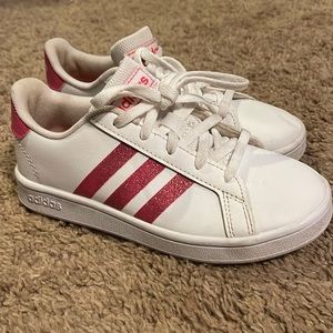 Pink kids Adidas